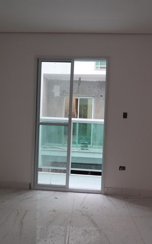 Casa de condomínio à venda com 117m², 2 quartos e 2 vagasSala