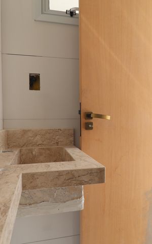 Casa de condomínio à venda com 129m², 3 quartos e 2 vagasLavabo