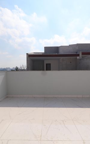 Casa de condomínio à venda com 129m², 3 quartos e 2 vagasCobertura