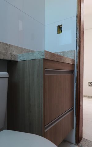 Casa de condomínio à venda com 129m², 3 quartos e 2 vagasBanheiro 2