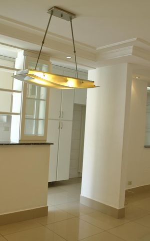 Casa para alugar com 135m², 3 quartos e 2 vagasSala