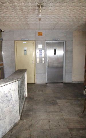 Apartamento à venda com 90m², 2 quartos e 1 vagaÁrea comum - Hall de entrada