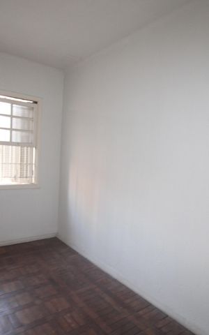 Casa para alugar com 62m², 2 quartos e sem vagaQuarto 1