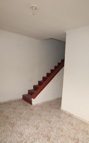 Casa para alugar com 62m², 2 quartos e sem vagaSala