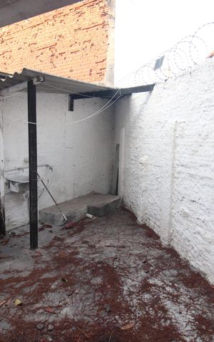 Casa para alugar com 62m², 2 quartos e sem vagaÁrea de Serviço