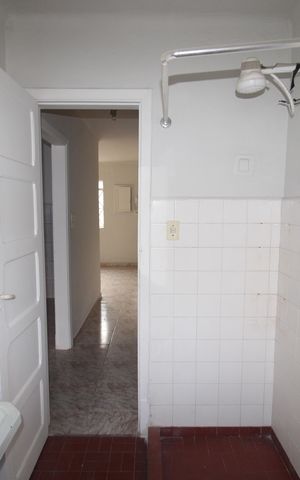 Casa para alugar com 62m², 2 quartos e sem vagaBanheiro