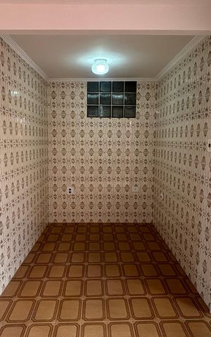 Casa para alugar com 150m², 2 quartos e 2 vagas Casa para alugar com 150m², 2 quartos e 2 vagasEscritório