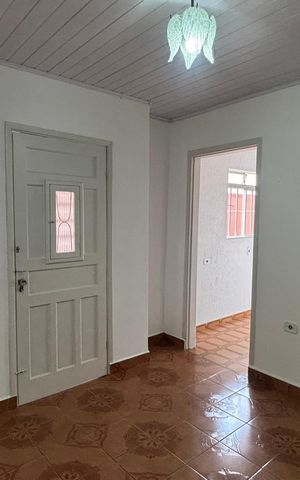 Casa para alugar com 150m², 2 quartos e 2 vagas Casa para alugar com 150m², 2 quartos e 2 vagasSala