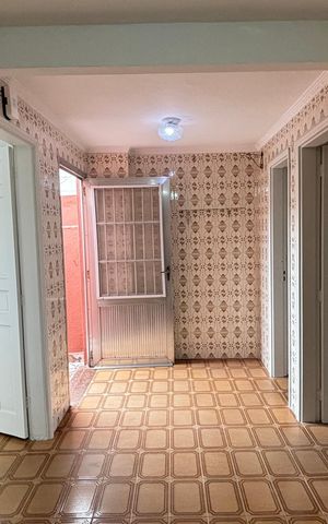 Casa para alugar com 150m², 2 quartos e 2 vagas Casa para alugar com 150m², 2 quartos e 2 vagasEscritório