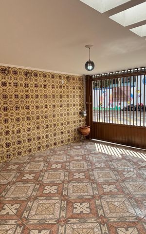 Casa para alugar com 150m², 2 quartos e 2 vagas Casa para alugar com 150m², 2 quartos e 2 vagasGaragem