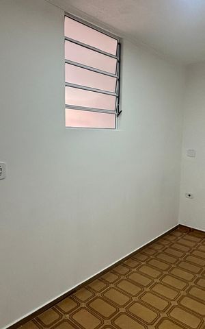 Casa para alugar com 150m², 2 quartos e 2 vagas Casa para alugar com 150m², 2 quartos e 2 vagasQuarto