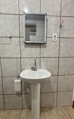Casa para alugar com 150m², 2 quartos e 2 vagas Casa para alugar com 150m², 2 quartos e 2 vagasBanheiro da Suíte