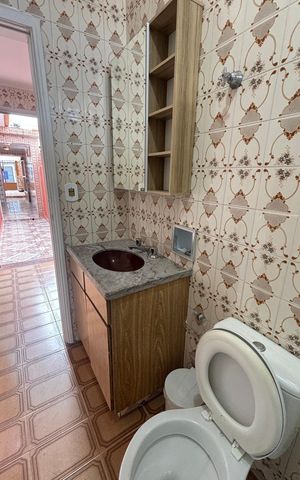 Casa para alugar com 150m², 2 quartos e 2 vagas Casa para alugar com 150m², 2 quartos e 2 vagasBanheiro