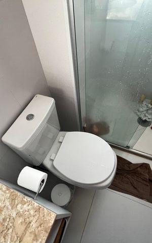 Apartamento à venda com 92m², 2 quartos e 2 vagasBanheiro da Suíte