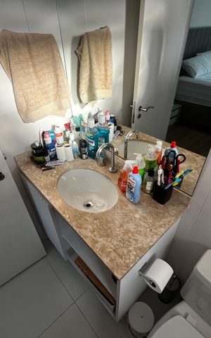 Apartamento à venda com 92m², 2 quartos e 2 vagasBanheiro da Suíte