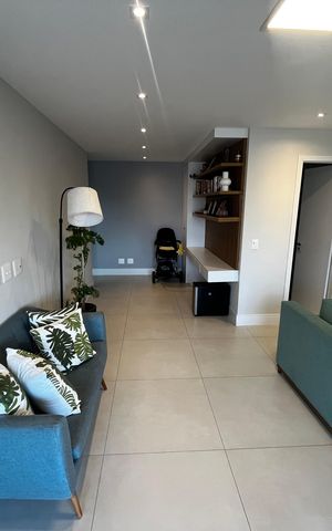 Apartamento à venda com 92m², 2 quartos e 2 vagasSala