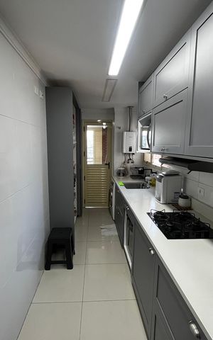 Apartamento à venda com 92m², 2 quartos e 2 vagasCozinha