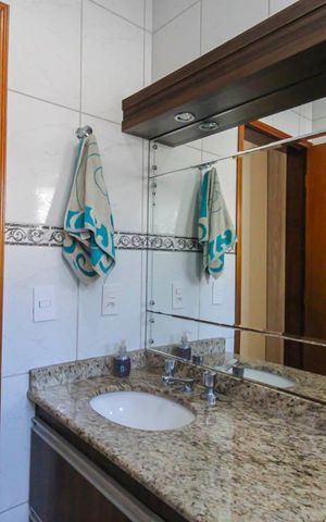 Casa à venda com 180m², 6 quartos e 3 vagas Casa à venda com 180m², 6 quartos e 3 vagasBanheiro da Suíte 3