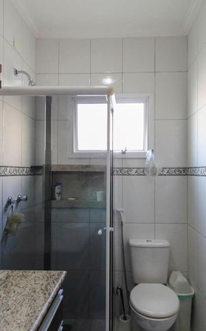 Casa à venda com 180m², 6 quartos e 3 vagas Casa à venda com 180m², 6 quartos e 3 vagasBanheiro da Suíte 3