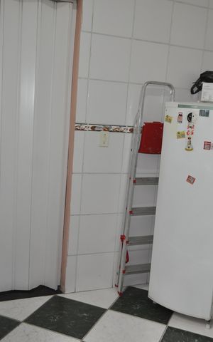 Casa à venda com 115m², 1 quarto e 1 vagaCozinha
