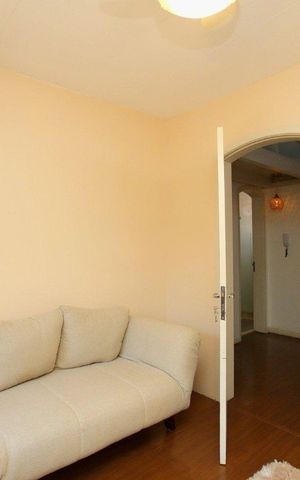 Casa de condomínio à venda com 200m², 3 quartos e 2 vagas Casa de condomínio à venda com 200m², 3 quartos e 2 vagasQuarto