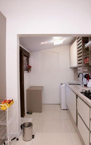 Casa de condomínio à venda com 200m², 3 quartos e 2 vagas Casa de condomínio à venda com 200m², 3 quartos e 2 vagasCozinha