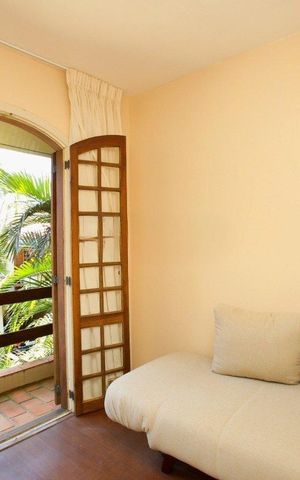 Casa de condomínio à venda com 200m², 3 quartos e 2 vagas Casa de condomínio à venda com 200m², 3 quartos e 2 vagasQuarto
