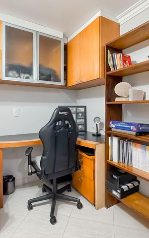 Casa à venda com 174m², 3 quartos e sem vaga Casa à venda com 174m², 3 quartos e sem vagaQuarto 2