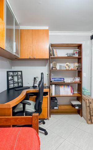 Casa à venda com 174m², 3 quartos e sem vaga Casa à venda com 174m², 3 quartos e sem vagaQuarto 2