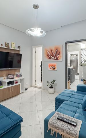 Casa à venda com 174m², 3 quartos e sem vaga Casa à venda com 174m², 3 quartos e sem vagaSala 2