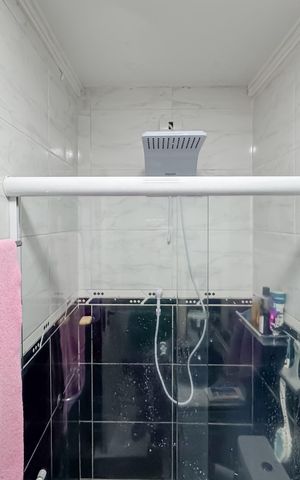 Casa à venda com 174m², 3 quartos e sem vaga Casa à venda com 174m², 3 quartos e sem vagaBanheiro 2
