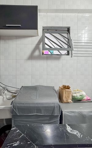 Casa à venda com 174m², 3 quartos e sem vaga Casa à venda com 174m², 3 quartos e sem vagaCozinha