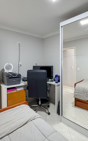 Casa à venda com 174m², 3 quartos e sem vaga Casa à venda com 174m², 3 quartos e sem vagaQuarto 1