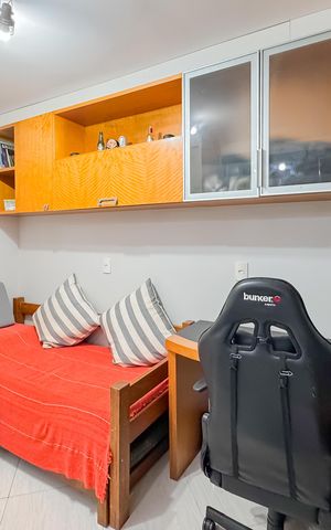 Casa à venda com 174m², 3 quartos e sem vaga Casa à venda com 174m², 3 quartos e sem vagaQuarto 2