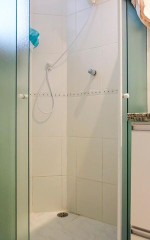 Apartamento à venda com 78m², 3 quartos e sem vagaBanheiro