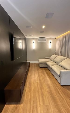 Apartamento à venda com 287m², 3 quartos e 4 vagas Apartamento à venda com 287m², 3 quartos e 4 vagasSala de TV