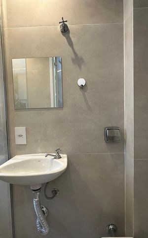 Apartamento à venda com 287m², 3 quartos e 4 vagas Apartamento à venda com 287m², 3 quartos e 4 vagasBanheiro de serviço