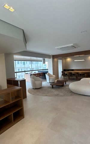 Apartamento à venda com 287m², 3 quartos e 4 vagas Apartamento à venda com 287m², 3 quartos e 4 vagasSala