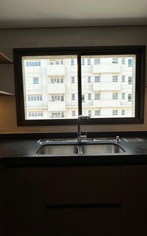 Apartamento à venda com 287m², 3 quartos e 4 vagas Apartamento à venda com 287m², 3 quartos e 4 vagasCozinha