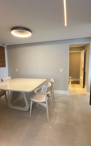 Apartamento à venda com 287m², 3 quartos e 4 vagas Apartamento à venda com 287m², 3 quartos e 4 vagasCozinha