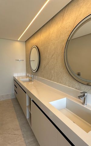 Apartamento à venda com 287m², 3 quartos e 4 vagas Apartamento à venda com 287m², 3 quartos e 4 vagasBanheiro da Suíte 3