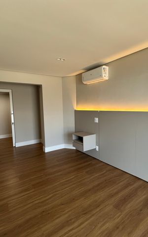 Apartamento à venda com 287m², 3 quartos e 4 vagas Apartamento à venda com 287m², 3 quartos e 4 vagasSuíte 3