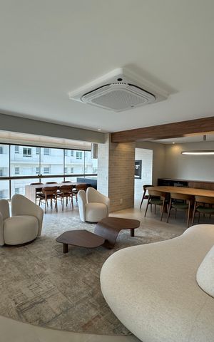Apartamento à venda com 287m², 3 quartos e 4 vagas Apartamento à venda com 287m², 3 quartos e 4 vagasSala
