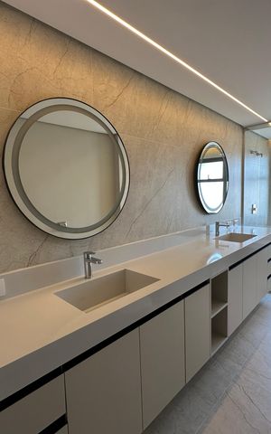 Apartamento à venda com 287m², 3 quartos e 4 vagas Apartamento à venda com 287m², 3 quartos e 4 vagasBanheiro da Suíte 3