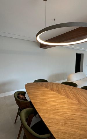 Apartamento à venda com 287m², 3 quartos e 4 vagas Apartamento à venda com 287m², 3 quartos e 4 vagasSala de Jantar