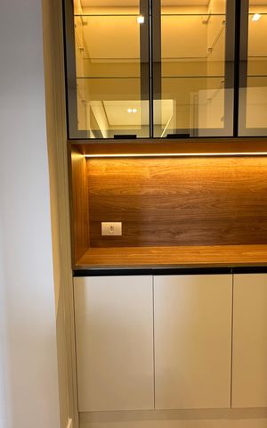 Apartamento à venda com 287m², 3 quartos e 4 vagas Apartamento à venda com 287m², 3 quartos e 4 vagasDespensa