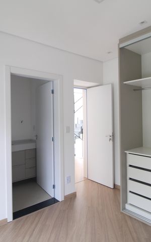 Casa de condomínio para alugar com 460m², 4 quartos e 4 vagasSuite 2
