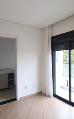 Casa de condomínio para alugar com 460m², 4 quartos e 4 vagasSuite 1
