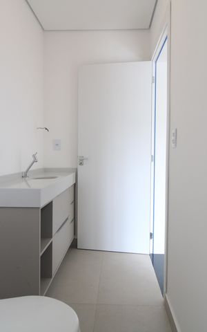 Casa de condomínio para alugar com 460m², 4 quartos e 4 vagasBanheiro/Suite 2