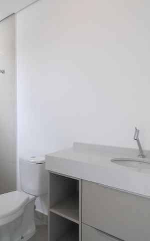Casa de condomínio para alugar com 460m², 4 quartos e 4 vagasBanheiro/Suite 2